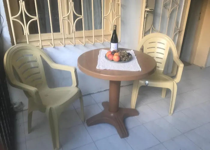 Wine Garage Apartment